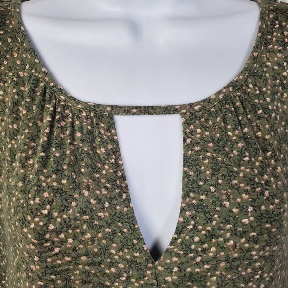 Daytrip XL Green Floral Long Sleeve Blouse Keyhole Neck Stretch Hem - Picture 4 of 7